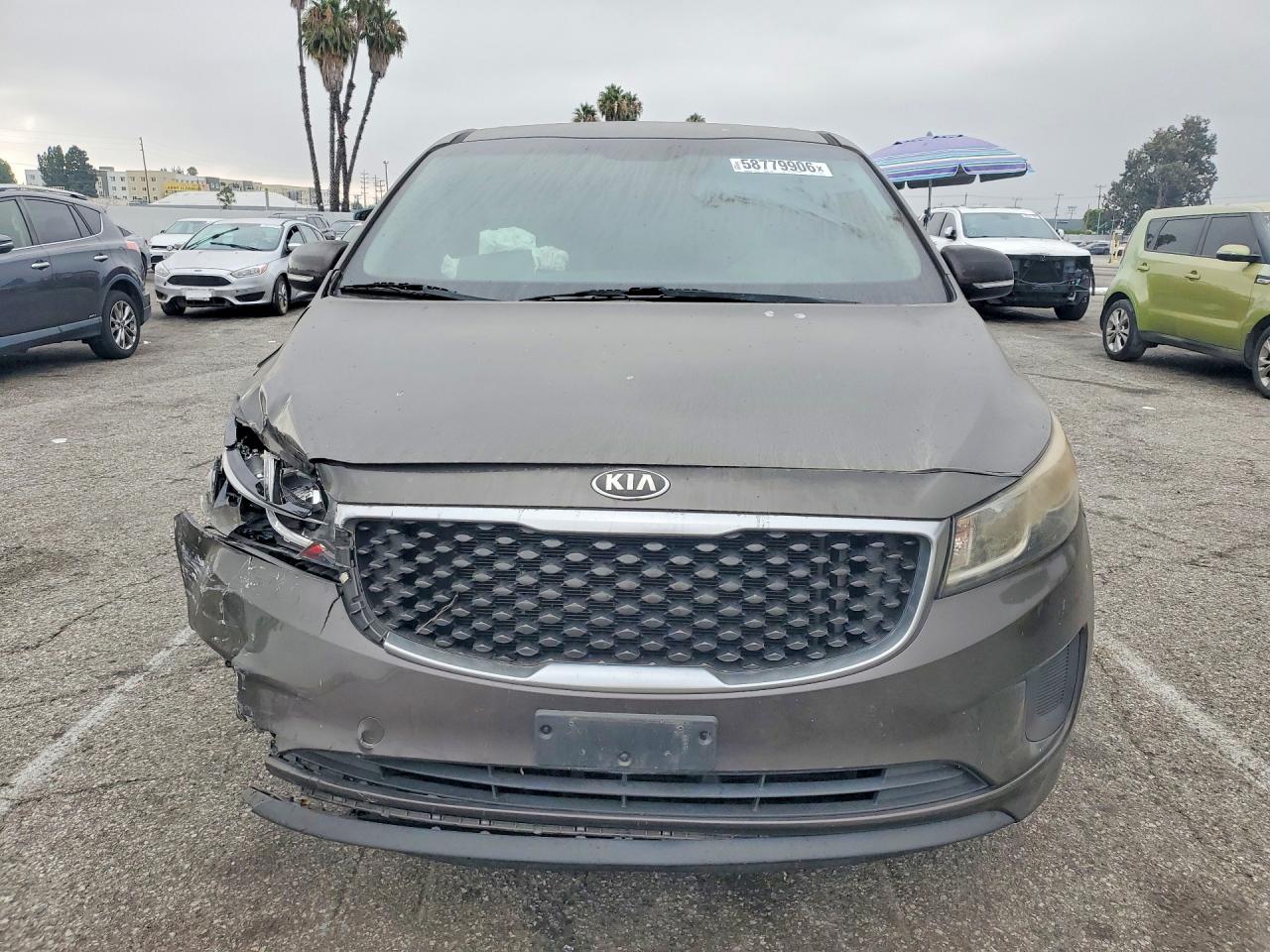 2015 KIA SEDONA GL - Middle-low