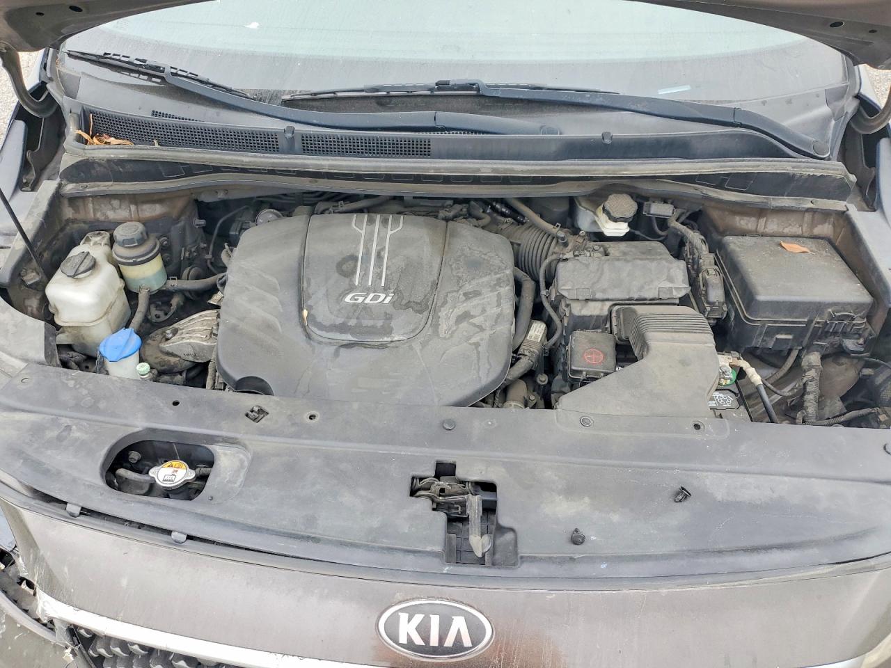 2015 KIA SEDONA GL - Middle-low