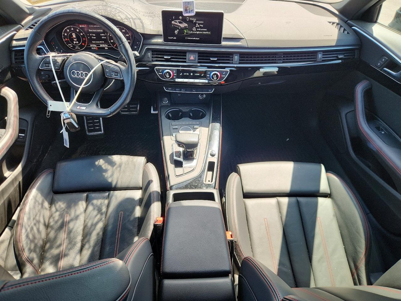 2019 AUDI A4 quattro Premium Plus