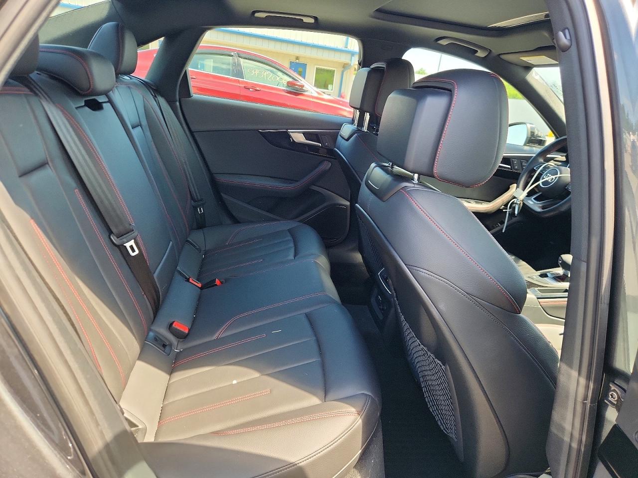 2019 AUDI A4 quattro Premium Plus
