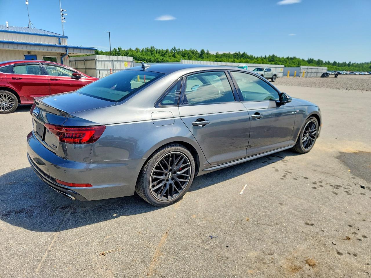 2019 AUDI A4 quattro Premium Plus