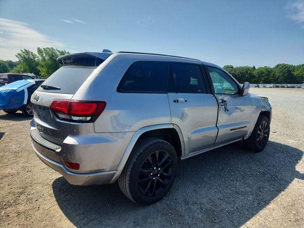 2018 JEEP GRAND CHEROKEE LAREDO 4X4