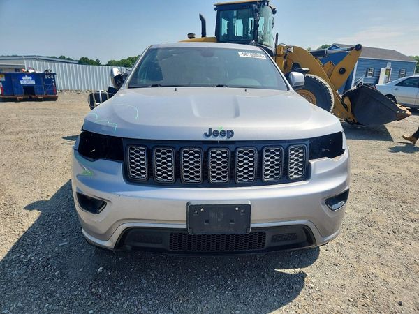 2018 JEEP GRAND CHEROKEE LAREDO 4X4