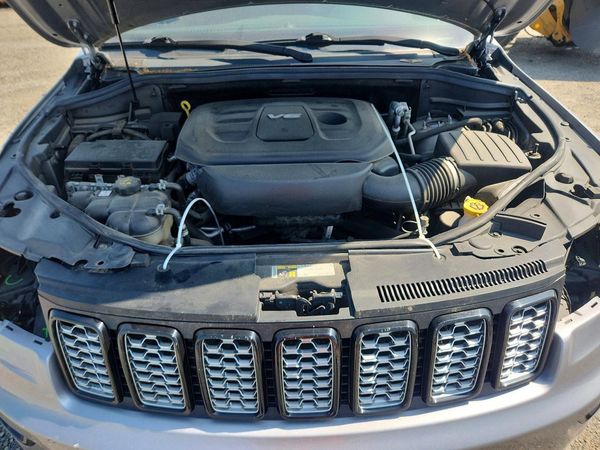 2018 JEEP GRAND CHEROKEE LAREDO 4X4