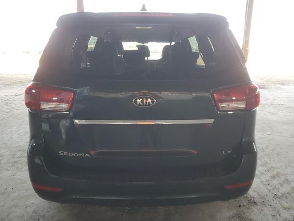 2016 KIA SEDONA