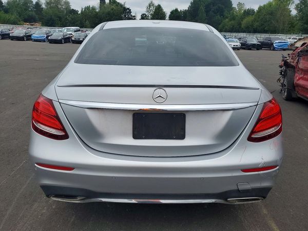 2017 MERCEDES-BENZ E E300