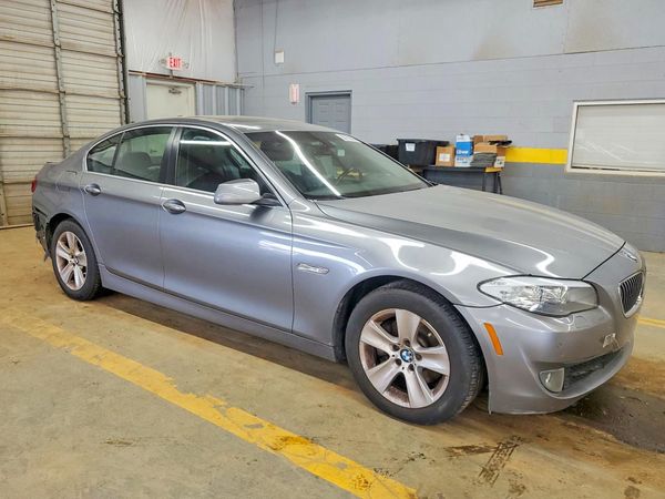 2013 BMW 528