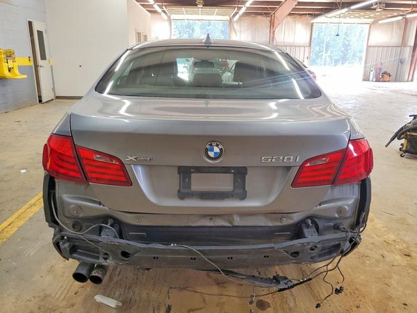 2013 BMW 528