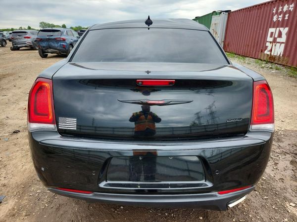 2021 CHRYSLER 300