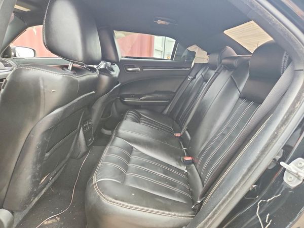 2021 CHRYSLER 300