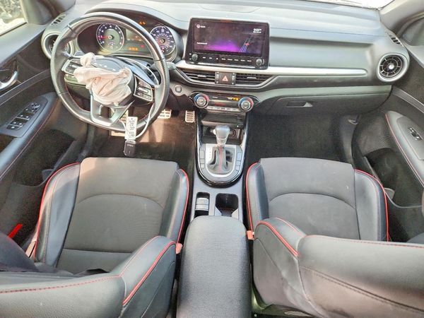 2022 KIA FORTE GT