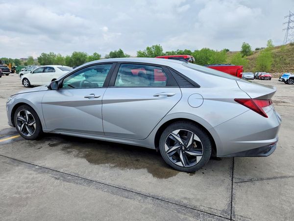 2023 HYUNDAI ELANTRA SEL w/Convenience Pkg