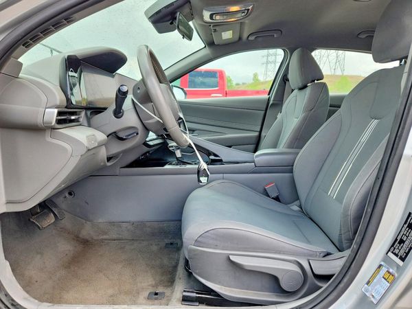 2023 HYUNDAI ELANTRA SEL w/Convenience Pkg