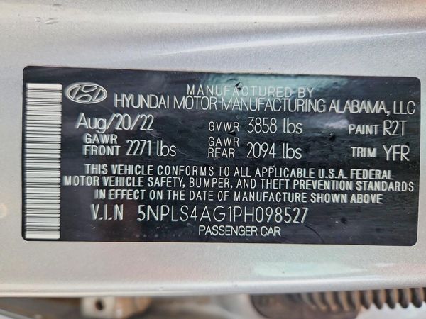 2023 HYUNDAI ELANTRA SEL w/Convenience Pkg