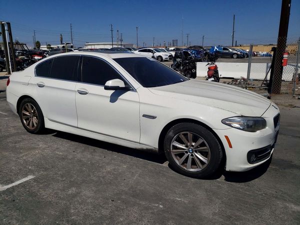 2015 BMW 528