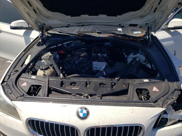 2015 BMW 528