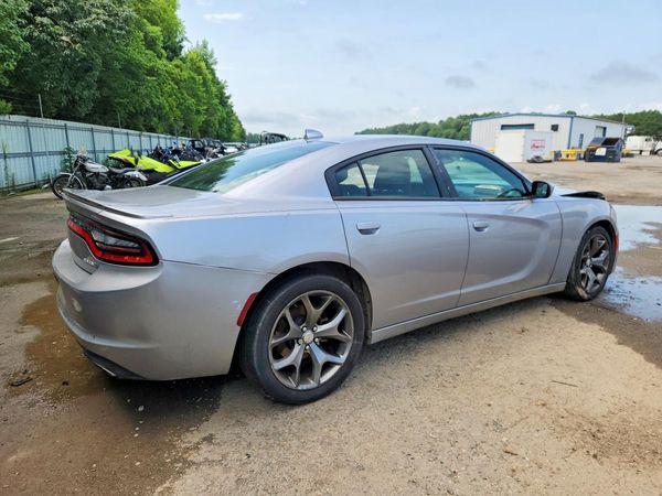 2016 DODGE CHARGER SXT