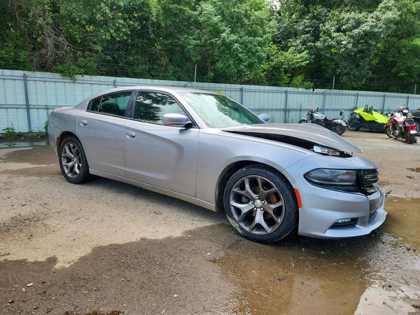 2016 DODGE CHARGER SXT