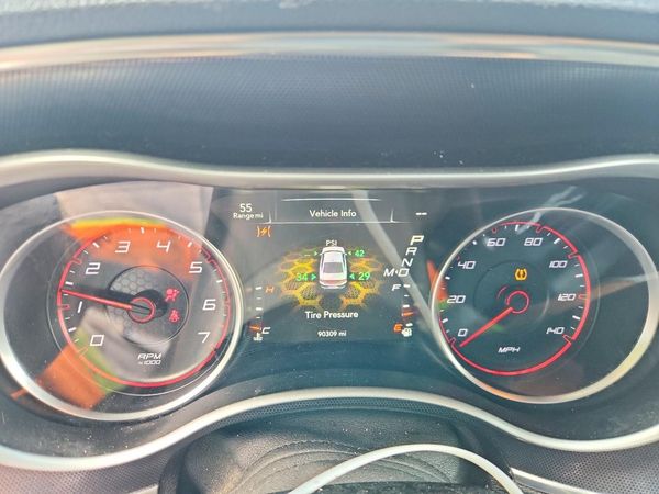 2016 DODGE CHARGER SXT