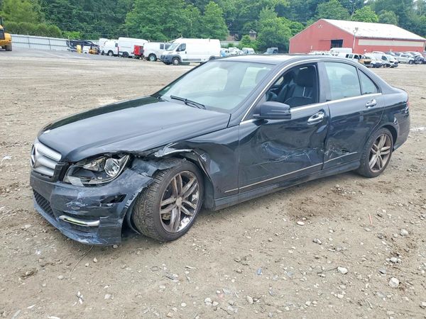 2013 MERCEDES-BENZ C C300