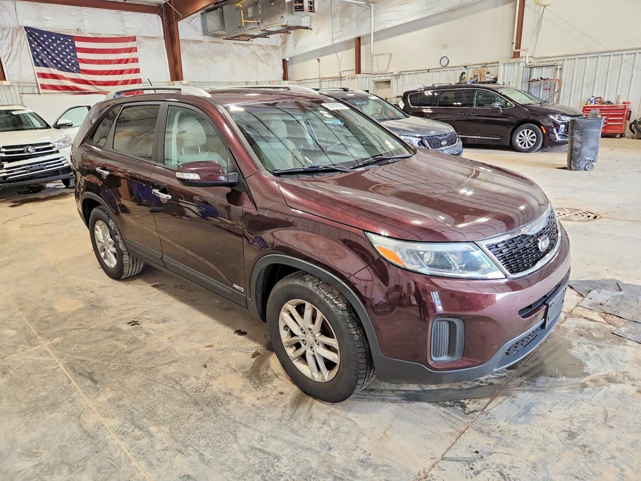 2015 KIA SORENTO GL
