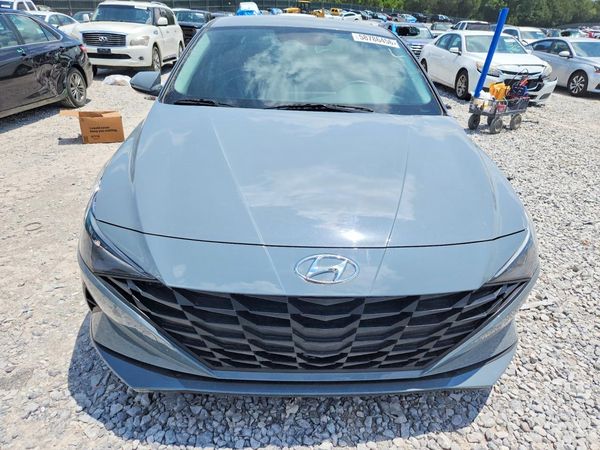 2021 HYUNDAI ELANTRA
