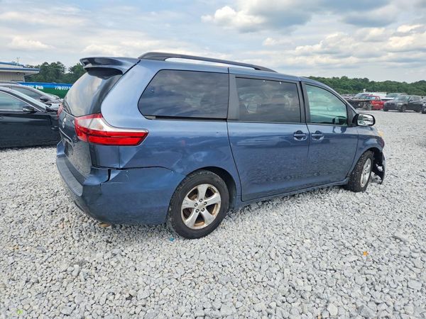 2016 TOYOTA SIENNA