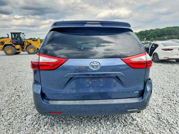 2016 TOYOTA SIENNA