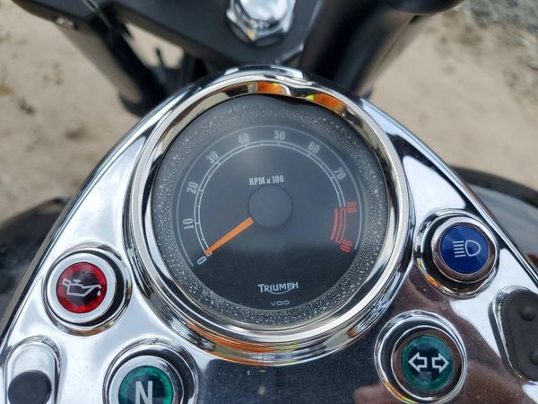 2016 TRIUMPH MOTORCYCLE SPEEDMASTE