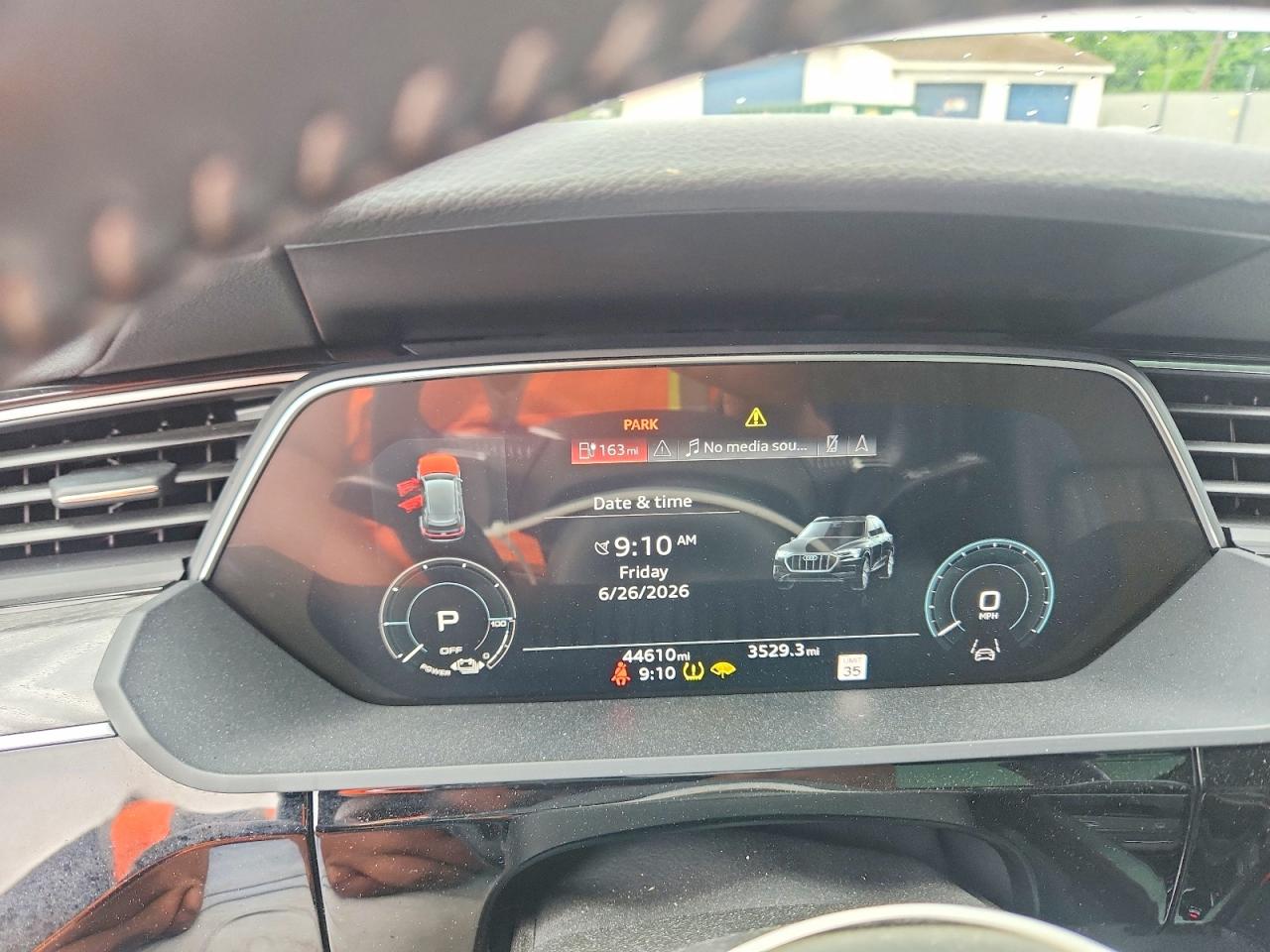 2021 AUDI E-TRON quattro Premium Plus