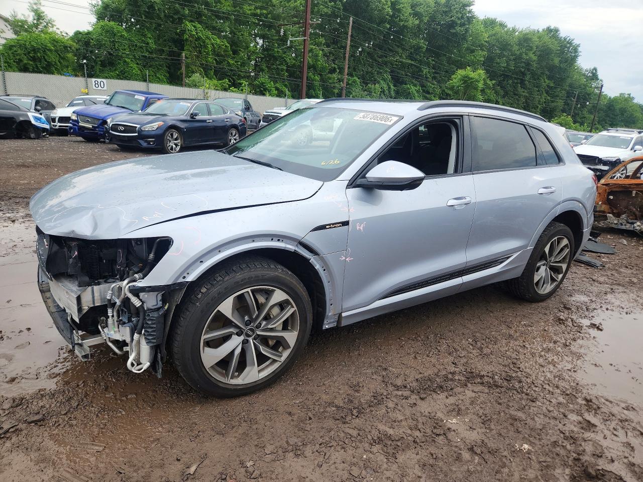 2021 AUDI E-TRON quattro Premium Plus