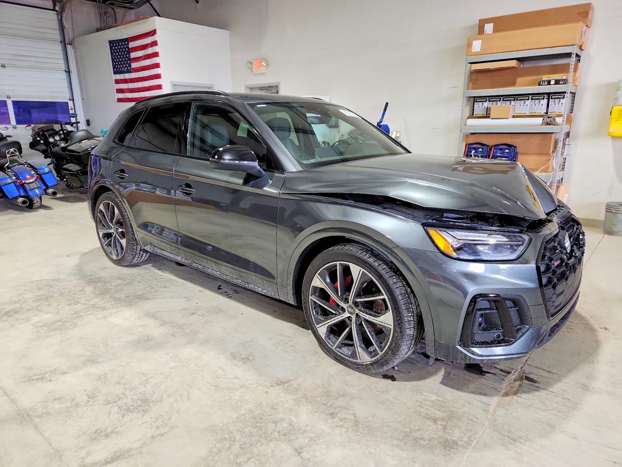 2023 AUDI SQ5 quattro Premium Plus
