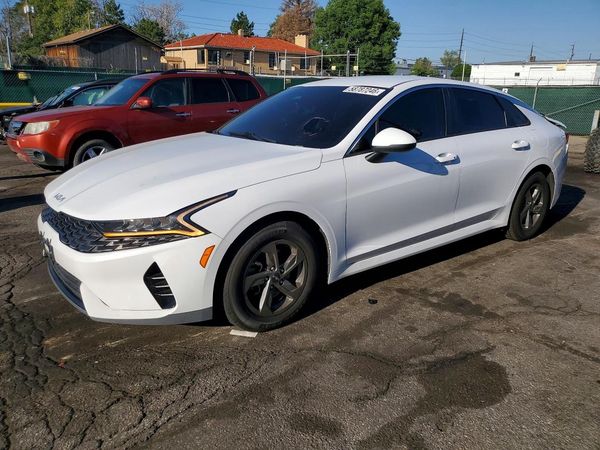 2022 KIA K5