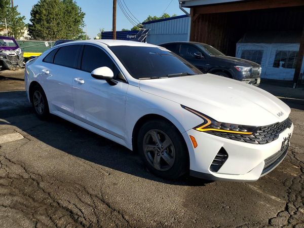2022 KIA K5