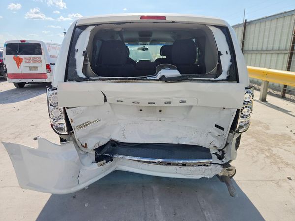 2014 DODGE GRAND CARAVAN SE