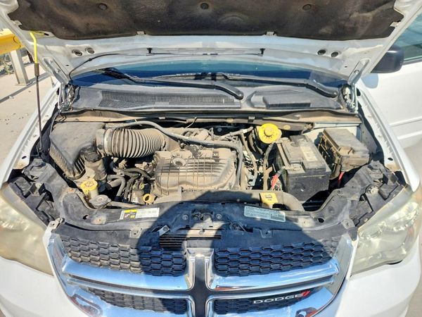 2014 DODGE GRAND CARAVAN SE