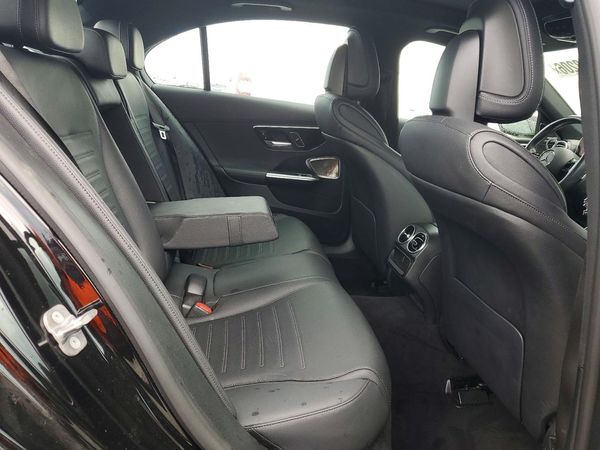 2024 MERCEDES-BENZ C C300