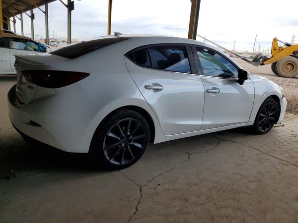 2017 MAZDA 3 Grand Touring