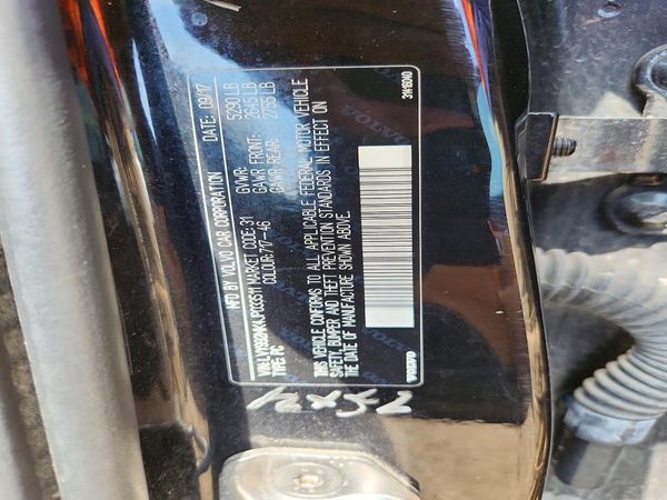2018 VOLVO S90 Momentum