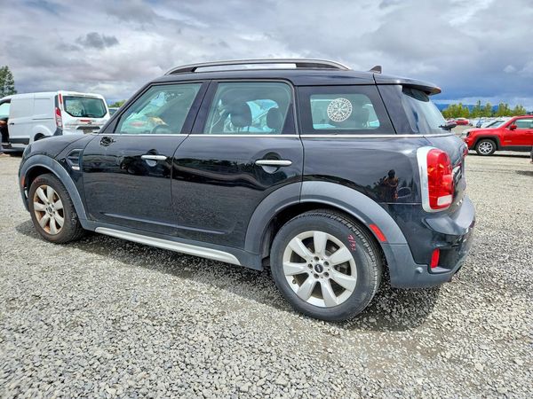 2018 MINI COOPER