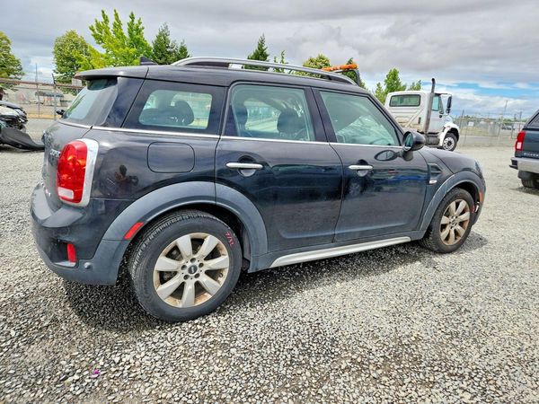 2018 MINI COOPER