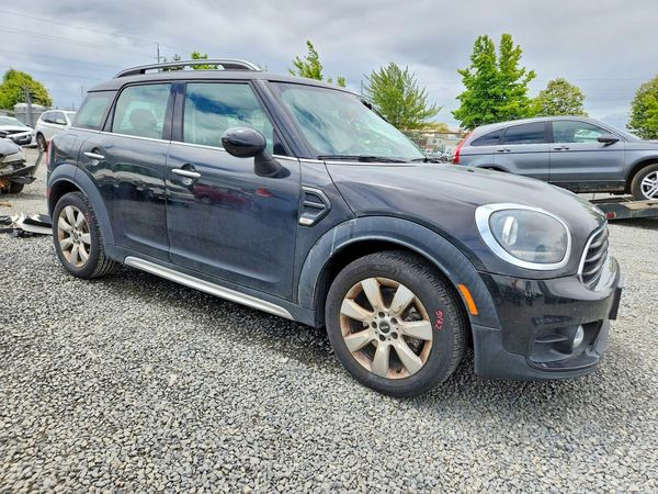 2018 MINI COOPER