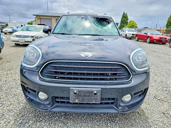 2018 MINI COOPER