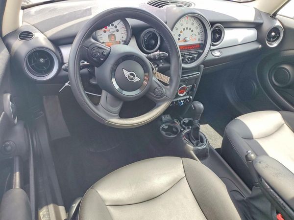 2013 MINI COOPER