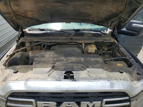 2026 RAM 2500 Big Horn — Engine bay
