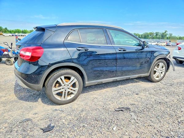 2016 MERCEDES-BENZ GLA GLA250-4M