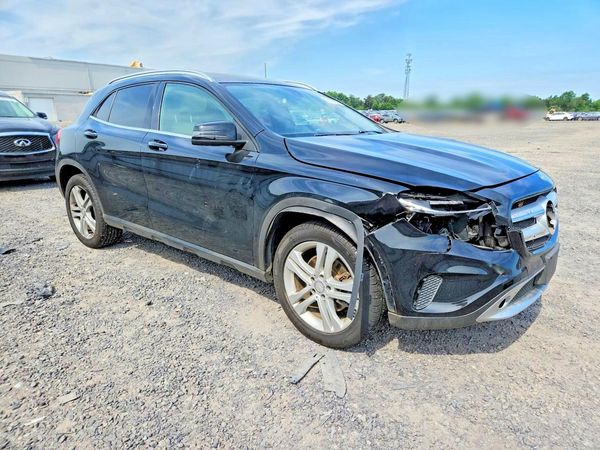 2016 MERCEDES-BENZ GLA GLA250-4M