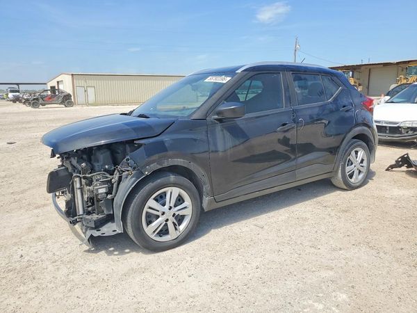 2018 NISSAN KICKS
