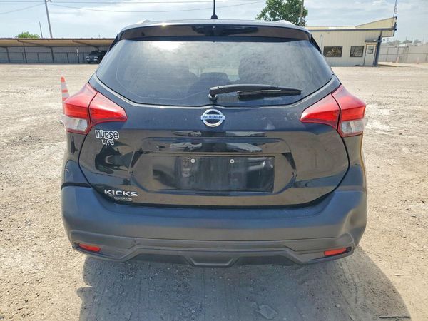 2018 NISSAN KICKS