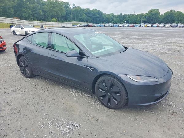 2026 TESLA MODEL 3